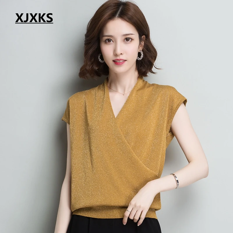 Женская свободная футболка из вискозы с коротким рукавом и V образным