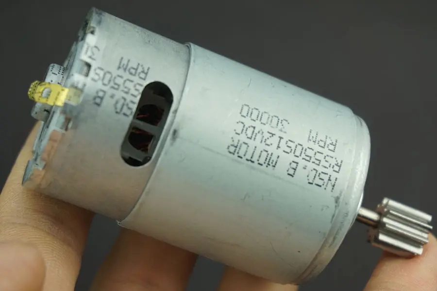 30000 об/мин мотор-редуктор для детей 12 Вольт RC езда на автомобиле запчасти |