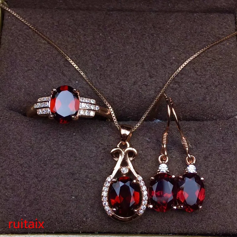 KJJEAXCMY boutique jewels 925 Чистое серебро инкрустированное натуральным гранатовым камнем Ожерелье Подвеска кольцо серьги 3 штуки