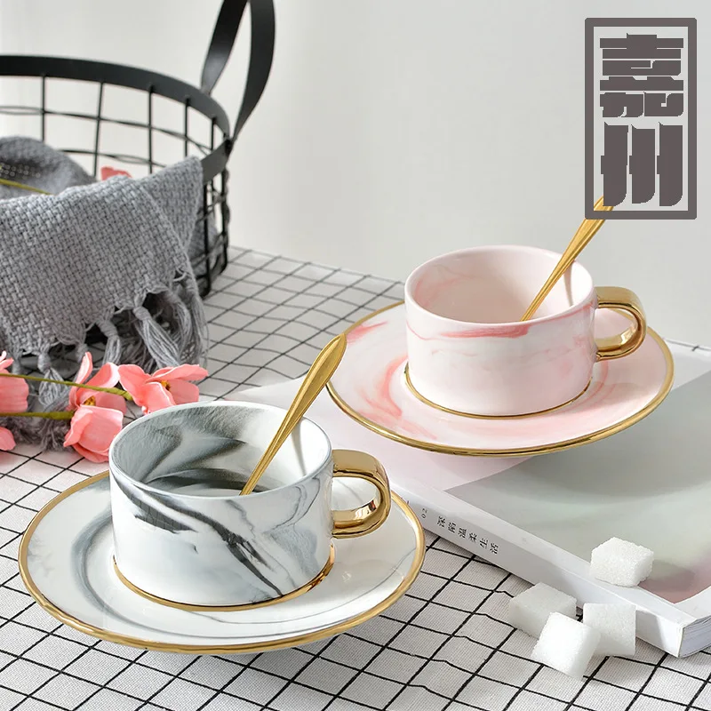 Керамические скандинавские простые мраморные керамические кофейные тарелки