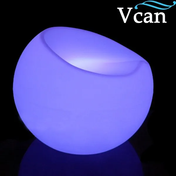 Пластиковый светодиодный светильник для помещений и улицы изменение цвета пульт