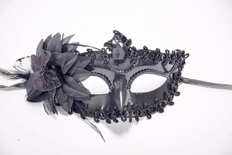 Яркая белая серебристая золотистая красная розовая черная пластиковая маска