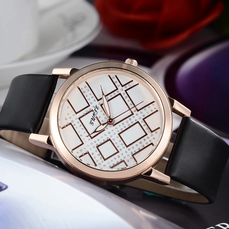 Guote часы женщины розовое из кожи золотого цвета Группа Стразы Дамы кварц-Часы Montre