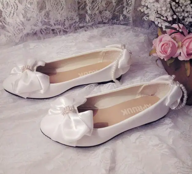 

Satin bow wedding shoes woman flat heel round toes slip on comfortable brides wedding shoes plus size 41 42 girl proms shoe