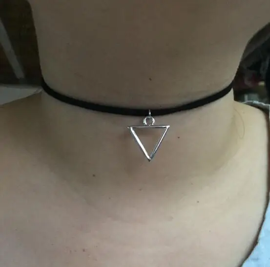 na263 Vintage punk Velvet black Leather rope Necklaces Alloy triangle Clavicle Necklace Female charm jewelry 2018 | Украшения и
