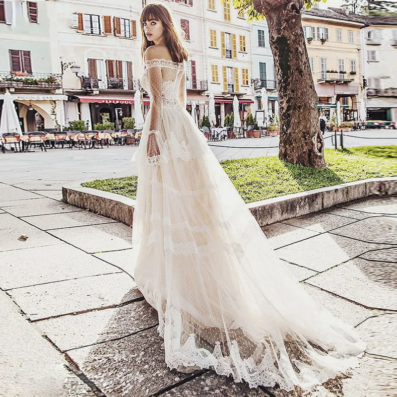 2019 New Fashion Design Wedding Dresses Lace Bridal Gowns Long Flare Sleeves Off Shoulder Backless Dress Boat Neck | Свадьбы и