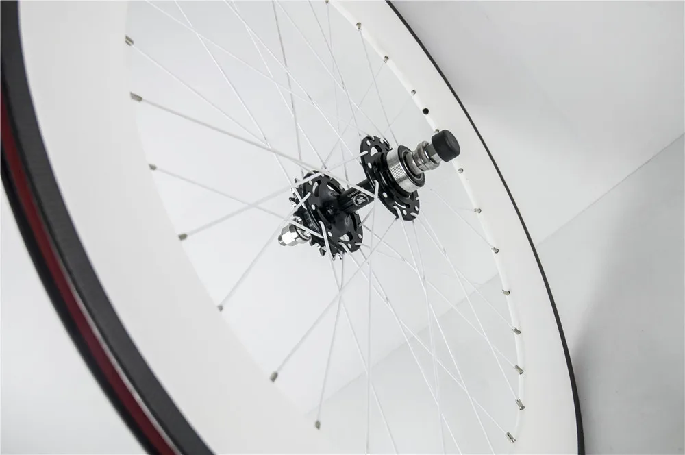 Бесплатная доставка 88 мм клинчер углеродные трековые велосипедные колеса белая
