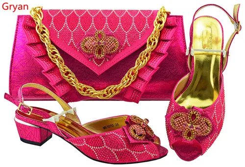 Gryan последние Стиль в африканском стиле женская обувь и Комплект с сумочкой тон