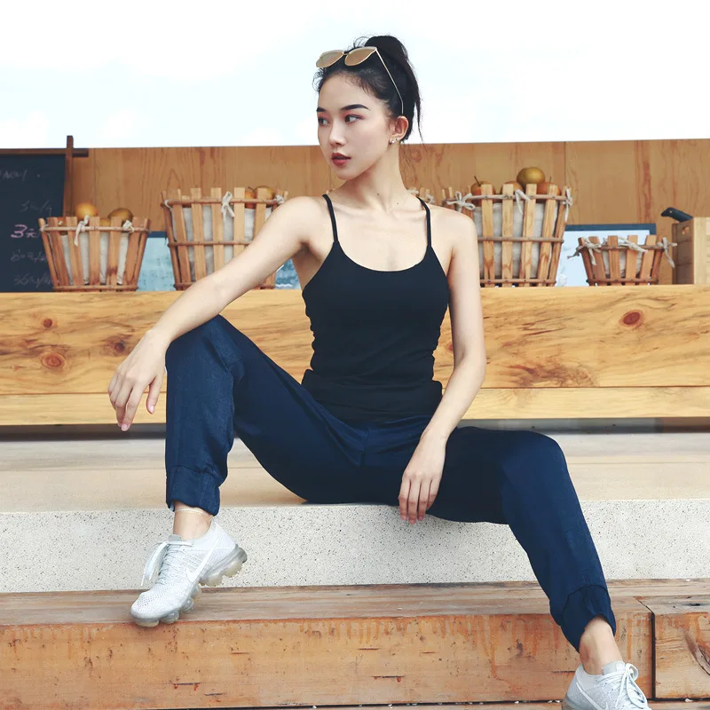 Черная сексуальная женская спортивная рубашка для йоги с открытой спиной без