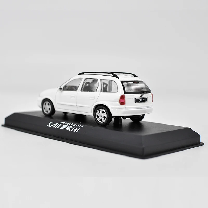 Высокотщательная модель автомобиля 1:43 Buick SAIL SRV из сплава статическая