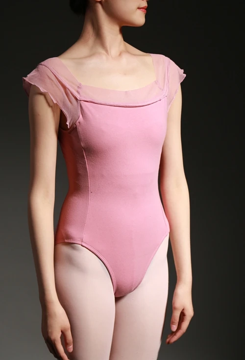 Японская версия газовой танцевальной одежды с квадратным вырезом и коротким