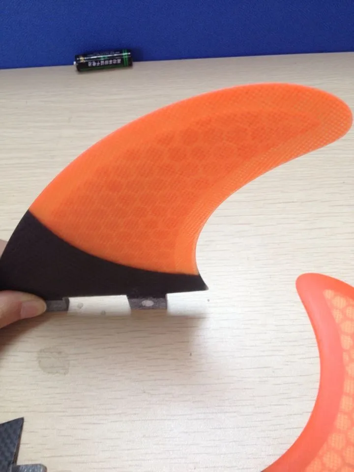 

Free shipping half carbon fiber surfboard fins twin tabs fins G5 (M5) surf fins