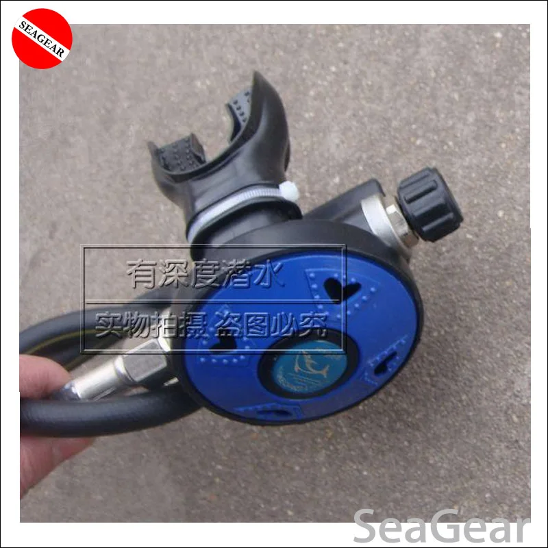 Регулируемый регулятор для дыхания с мундштуком и шлангом