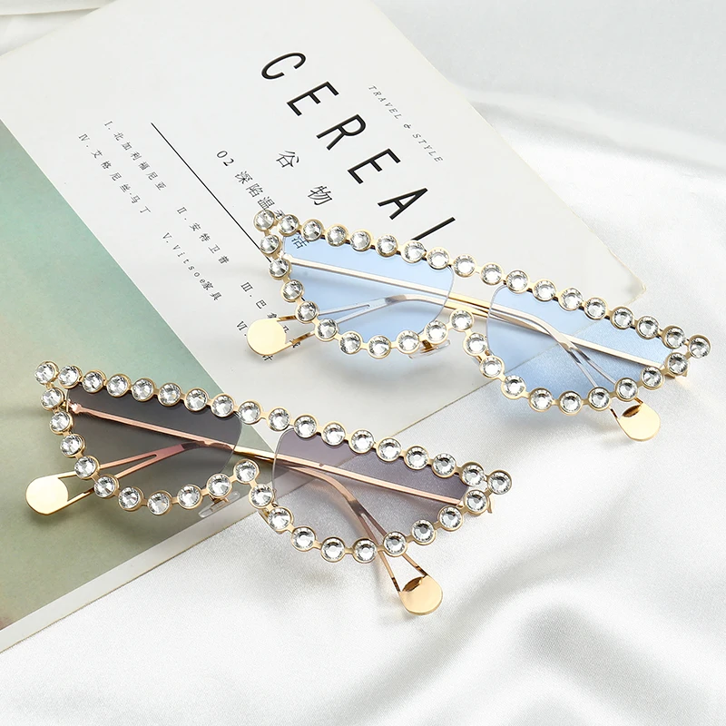 Солнцезащитные очки кошачий глаз Для женщин 2020 Стразы с украшением в виде