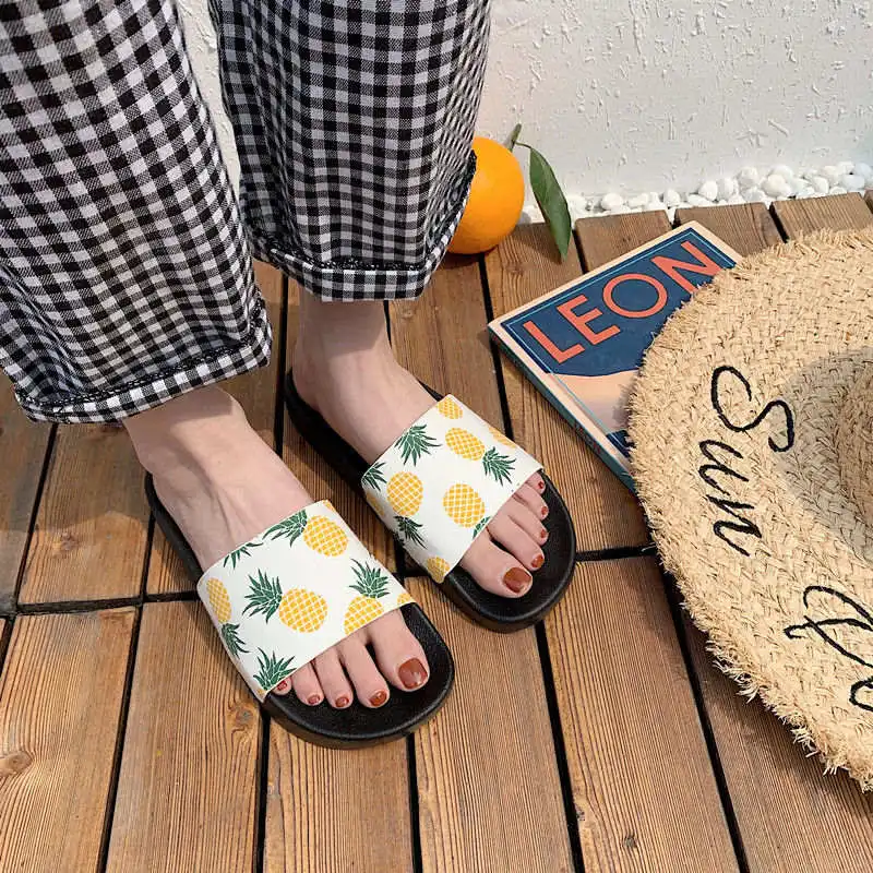 Blakc Pineappl YIXIE/; женские тапочки; модные летние милые женские повседневные шлепанцы; пляжные шлепанцы с фруктовым принтом; домашняя женская обувь - Цвет: Blakc Pineappl