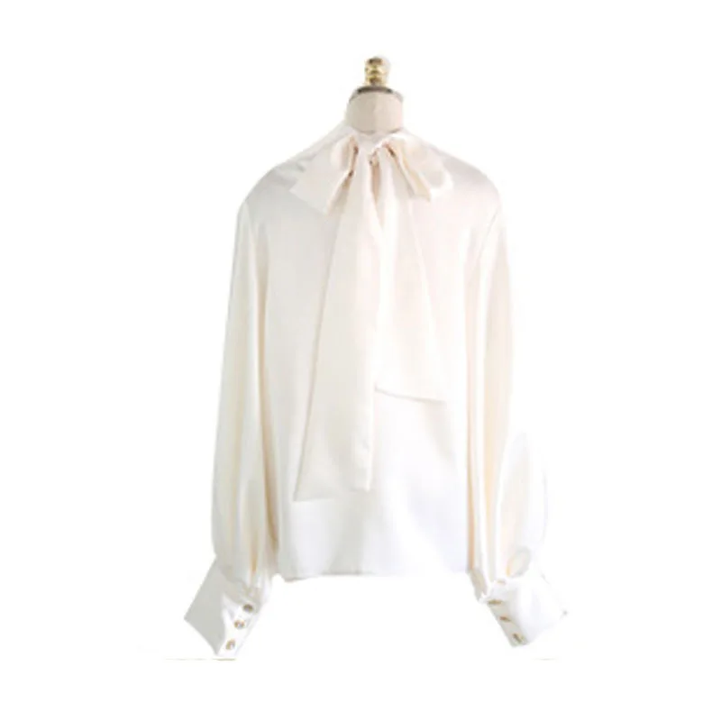 

New fashion lace lantern sleeves pure chiffon shirt lady long sleeve belly covering loose sleeve shirt.
