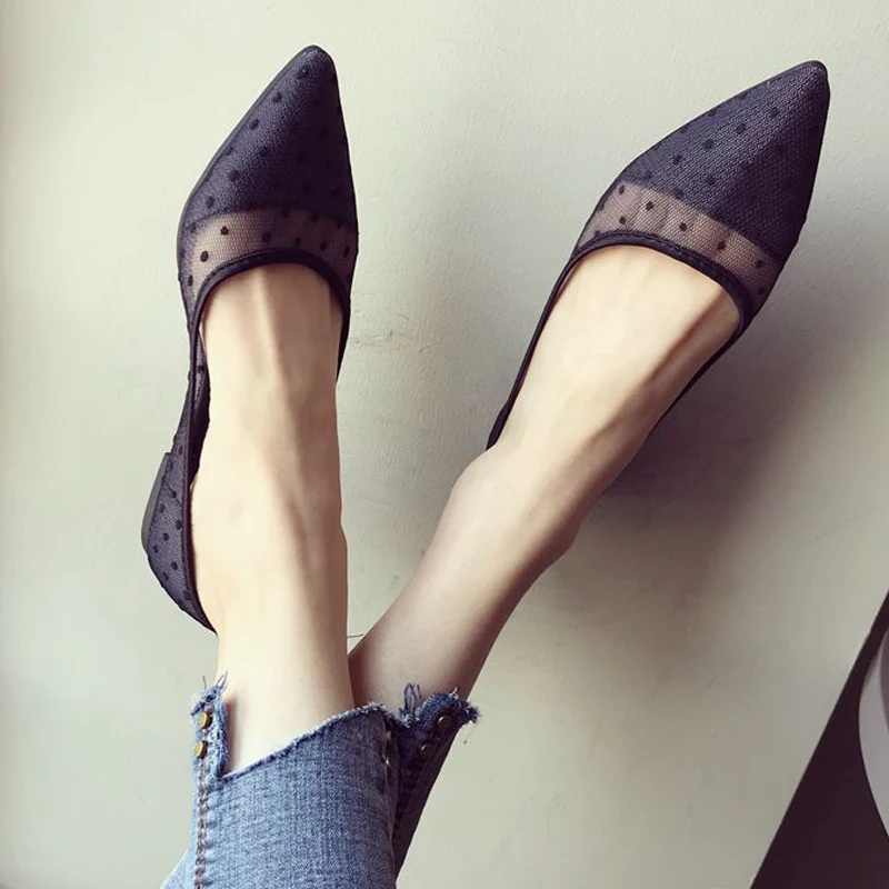 Летняя дышащая модная черная повседневная женская обувь в горошек с острым