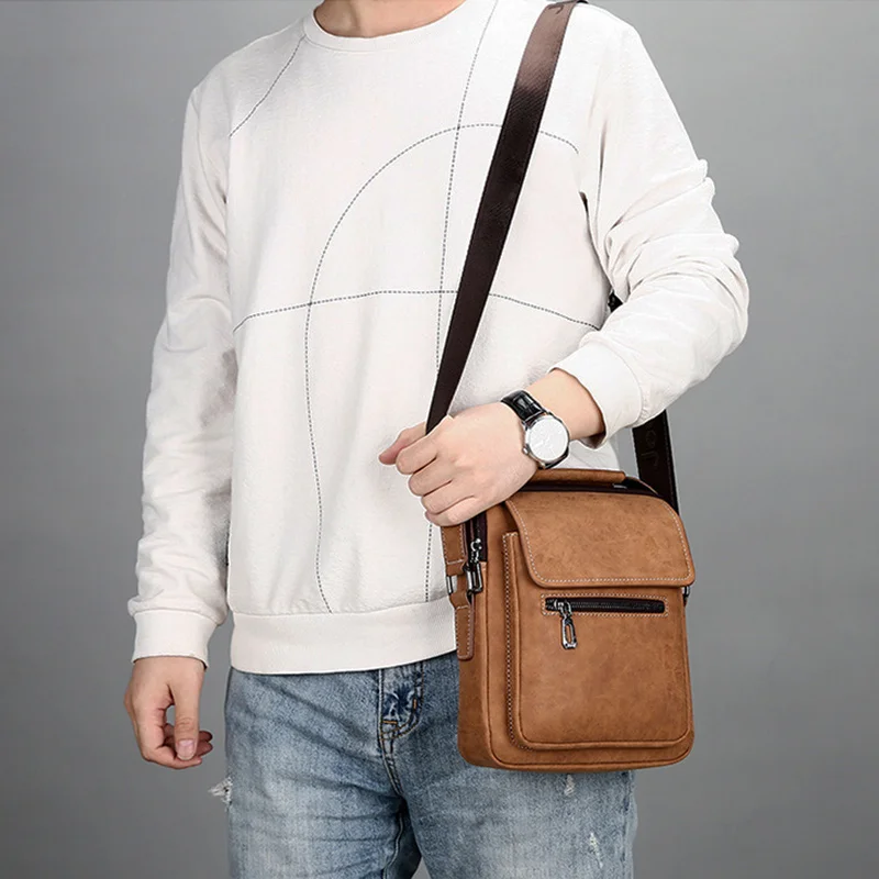 

Large Capacity Men Crossbody Single Shoulder Bag Durable Retro Business Casual Zipper Bag 21*25*6CM
