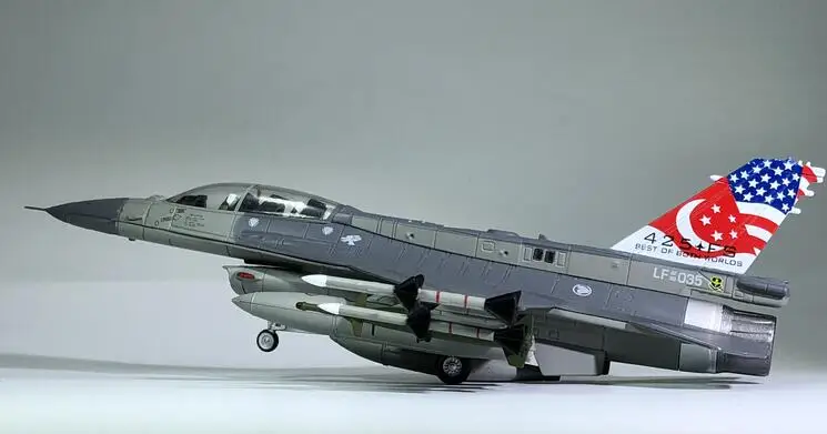Редкие Специальное предложение 1: 72 F-16D блок 52 модель истребителя Сингапур ВВС сплав Коллекционная модель