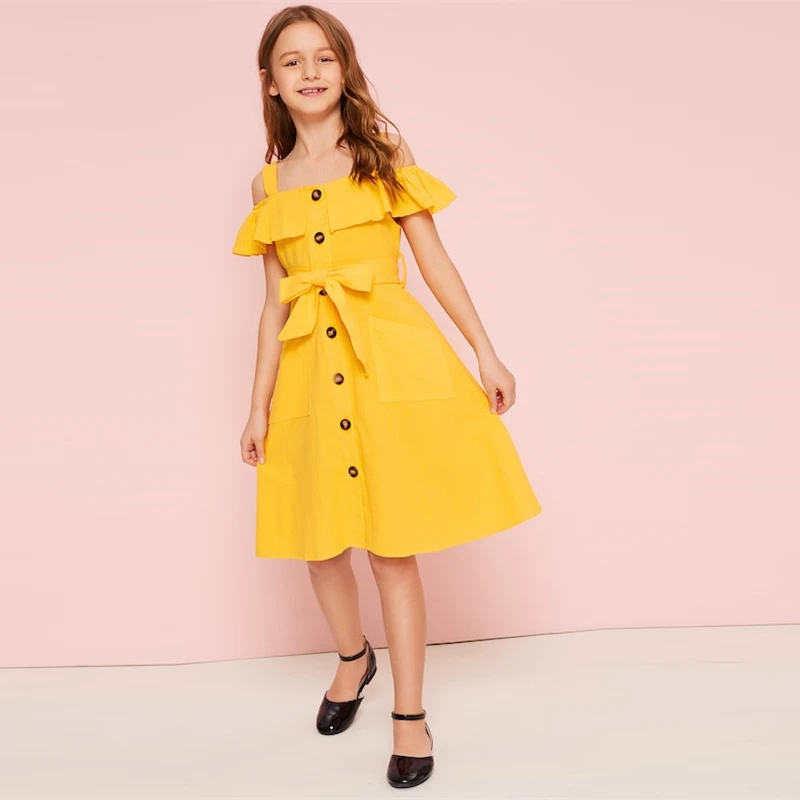 SHEIN/Детское платье-рубашка в стиле бохо с открытыми плечами и рюшами, с поясом г., милое летнее платье до колена на пуговицах спереди, с высокой талией