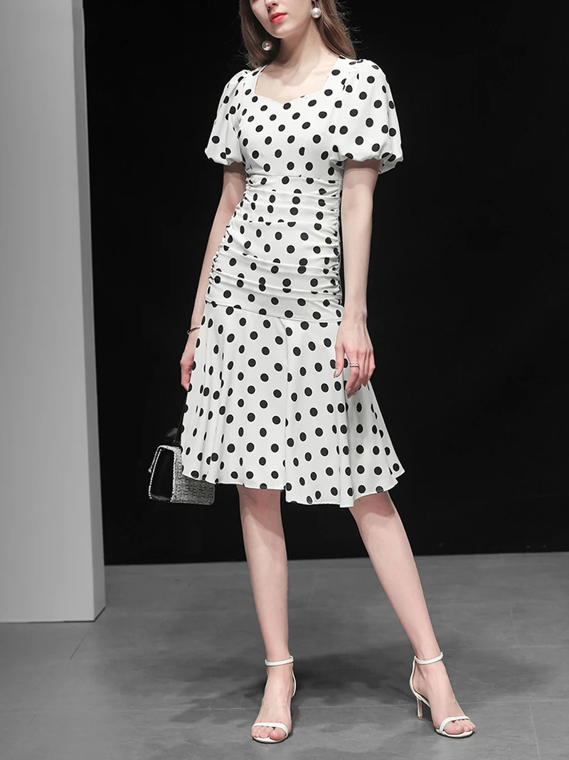 Винтажные модные женские платья в горошек с коротким рукавом фонариком А силуэта