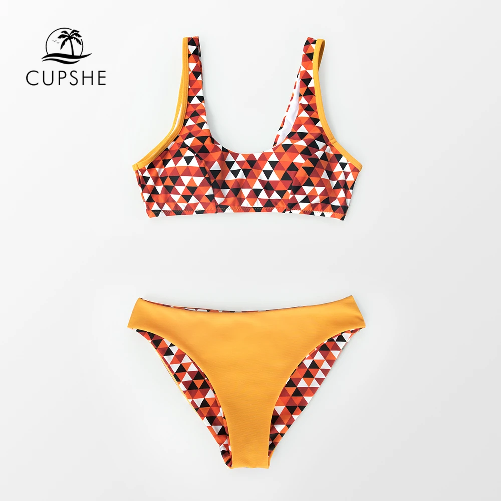 CUPSHE красный белый и черный геометрический треугольник печати майка комплект