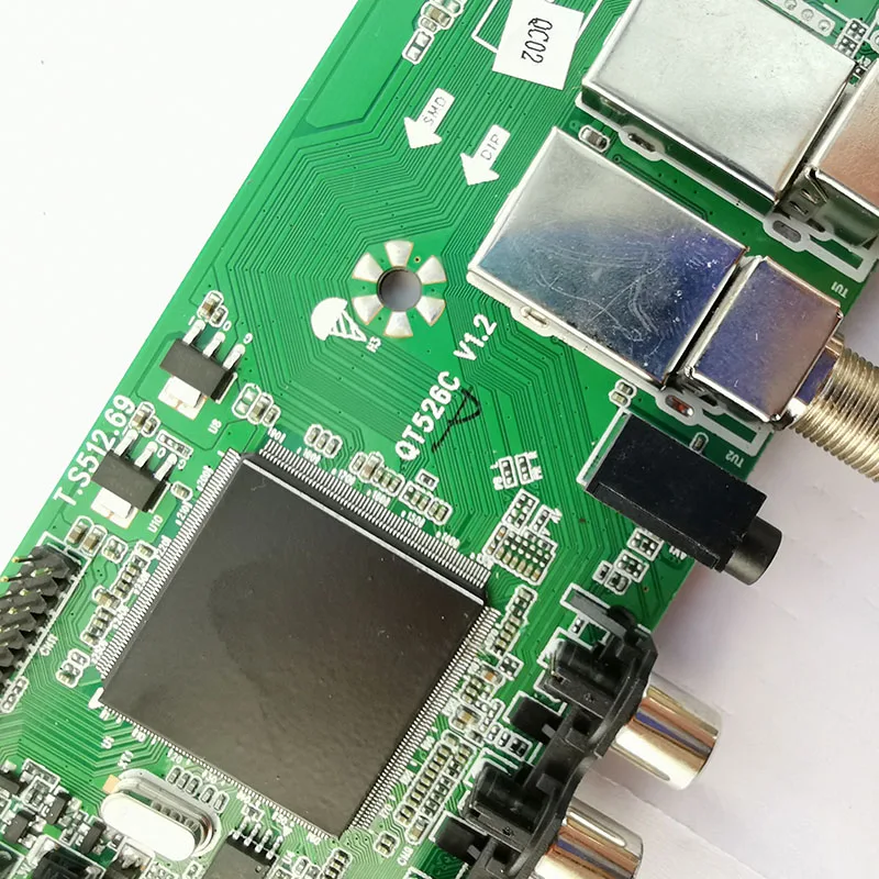QT526C V1.2 Поддержка цифровой сигнал DVB-S2 DVB-C DVB-T2 ATV Универсальный ЖК-дисплей драйвер платы Dual usb воспроизведения мультимедийных русский reomte динамик