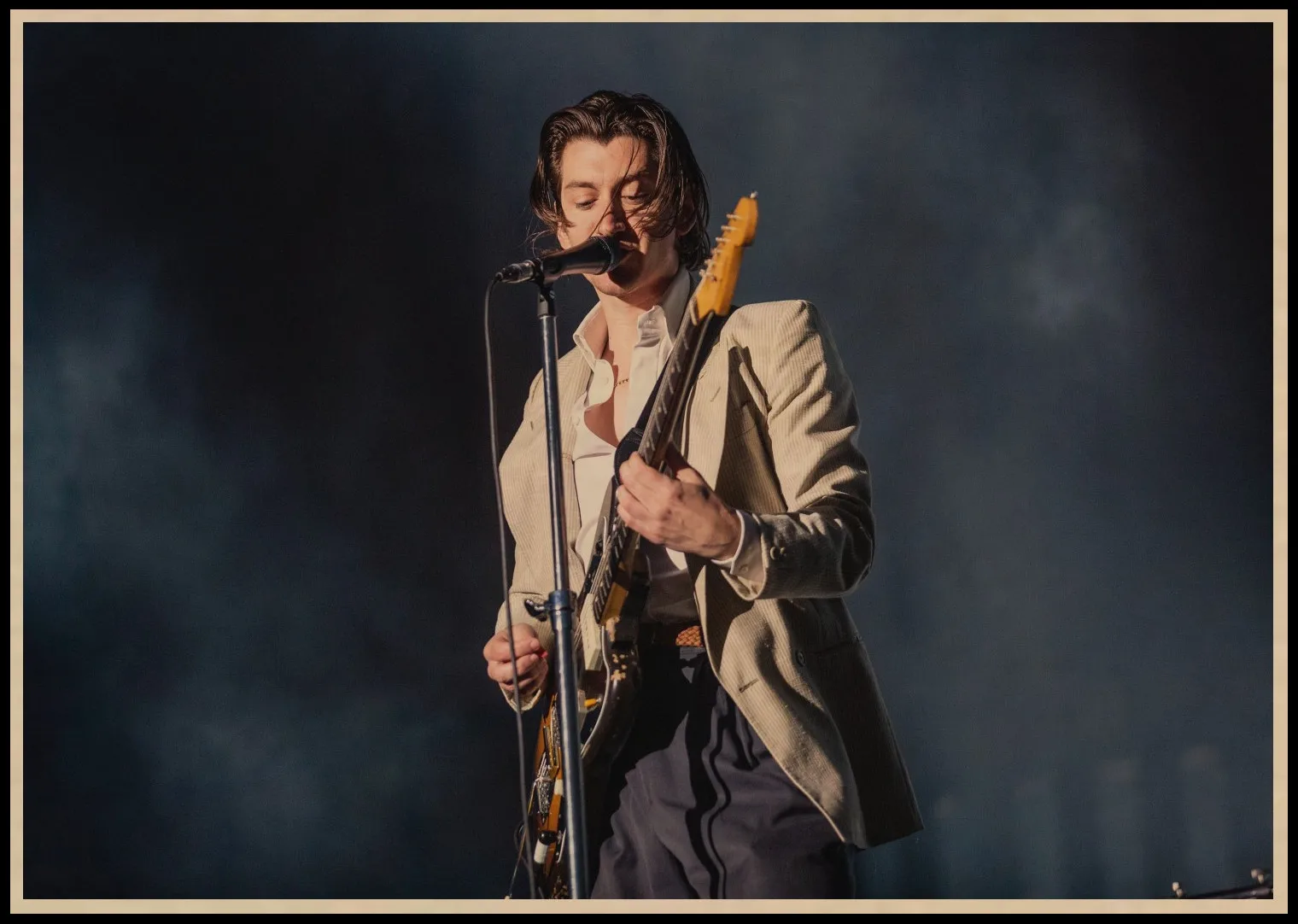 Rock band Arctic Monkeys Kraft Paper Posters Wall Home Bar Posters Home Decor Gift 03 - Цвет: 21