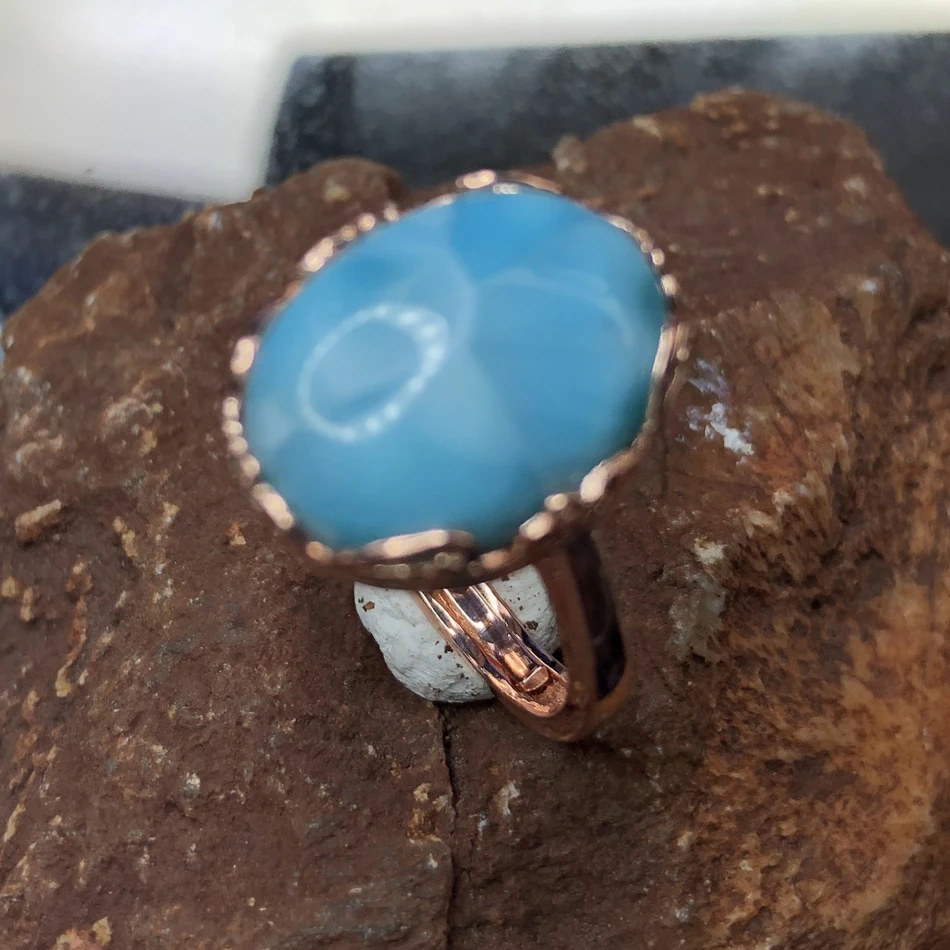 Натуральное серебряное кольцо larimar овальное 12 мм * 14 редкий и красивый синий