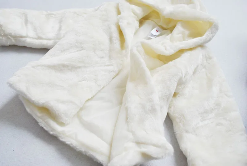 Новинка Модное детское пальто с мехом зимнее капюшоном искусственным норки