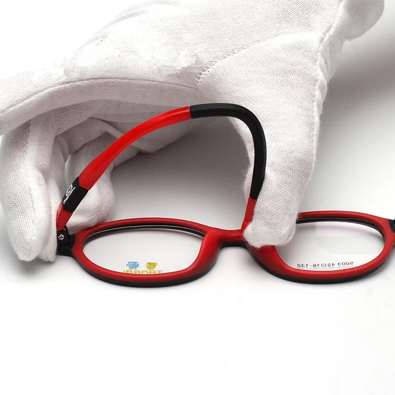 Качественные силиконовые детские очки с полной оправой эффектом памяти для