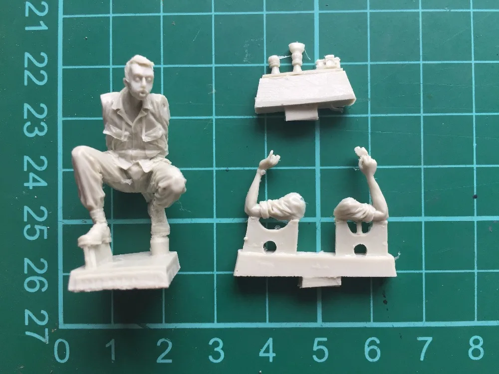 Масштаб 1/35 Неокрашенная фигурка из смолы Вьетнамская война военный фотограф|resin