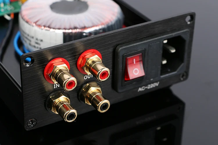 

Replica Lehman Headphone Amplifier K701 HD650 Dual output preamplifier High power output can drive all headphones