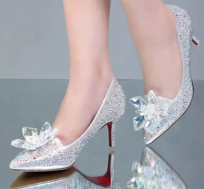 Туфли женские свадебные с острым носком Золушка заостренный носок обувь для