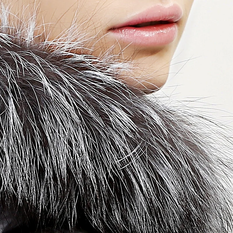 Женский пуховик в клетку роскошный европейском стиле с воротником из меха