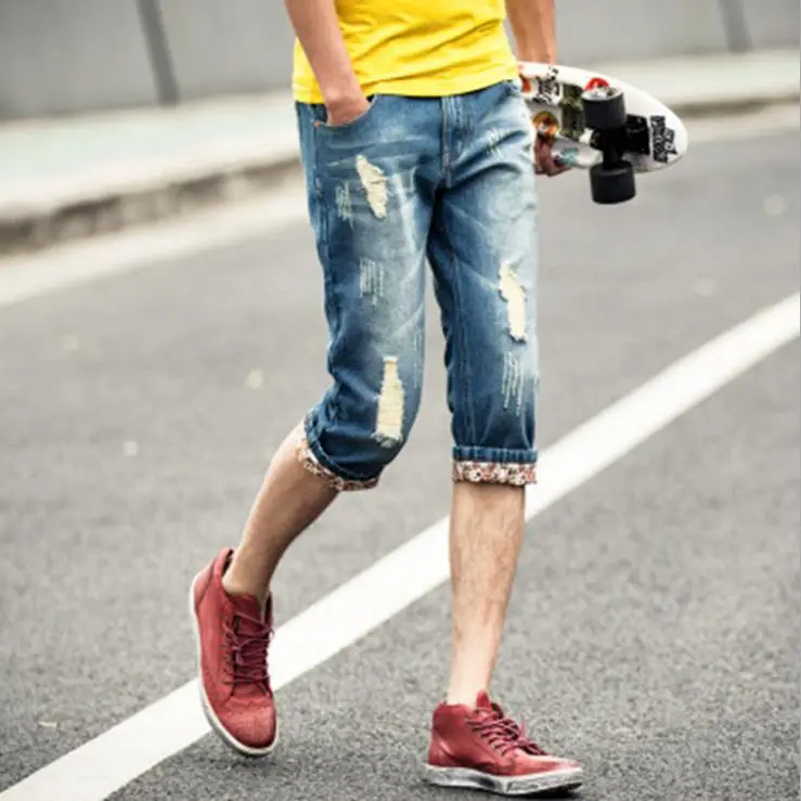 

HOT 2020 Fashion Summer Style Vintage hole cowboy male ultra-thin teenagers Ripped Jeans Men Slim Fit Demin Capri biker jeans