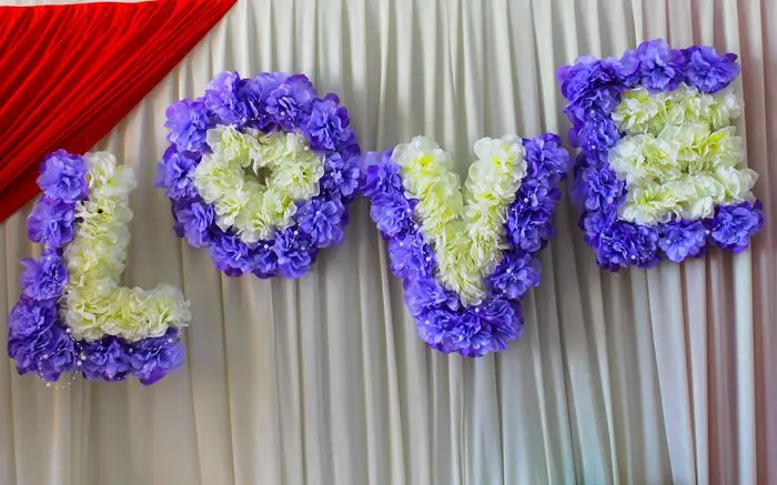 &quot LOVE&quot silk Flower Sign wedding car decoration LOVE pendant party stage backdrop decor flower photoprops | Дом и сад