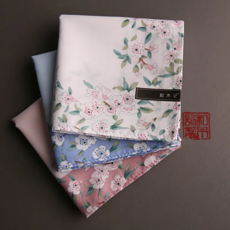 Женский носовой платок впитывающий пот 100% хлопок принт Сакура мягкий и тонкий 45*45