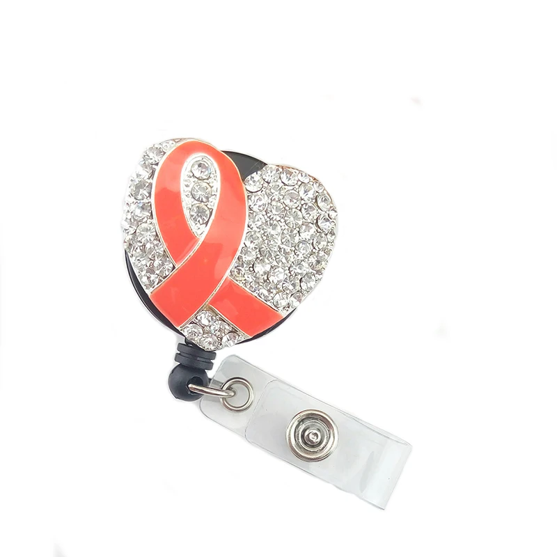 50 шт./лот лента со стразами в форме сердца выдвижной значок катушке декоративный