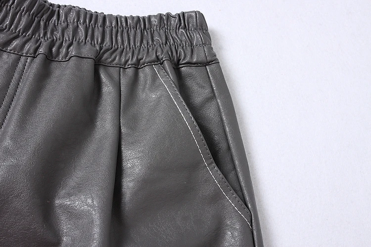 ALPHALMODA осенние женские шорты из искусственной кожи сплошной цвет изгибающий манжета, карман эластичный пояс шорты M-L