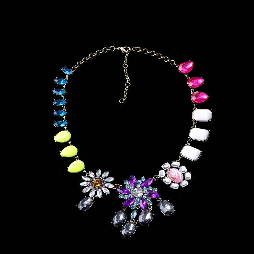 2015 New European-style personality exaggerated retro sweet simple and elegant multicolor Bohemian crystal necklace A-427 | Украшения и