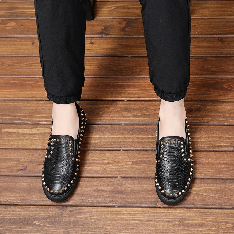 Plus Size 38-46 Snake Leather loafer mocassin shoes men velvet Slip On Luxury Handmade spiked Loafers black Flat | Обувь