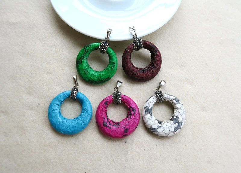 

5PCS Natural Snakeskin Genuine Leather round Pendant,Pave Rhinestone Crystal Caps Charms,Jewelry necklace making supplies PD85