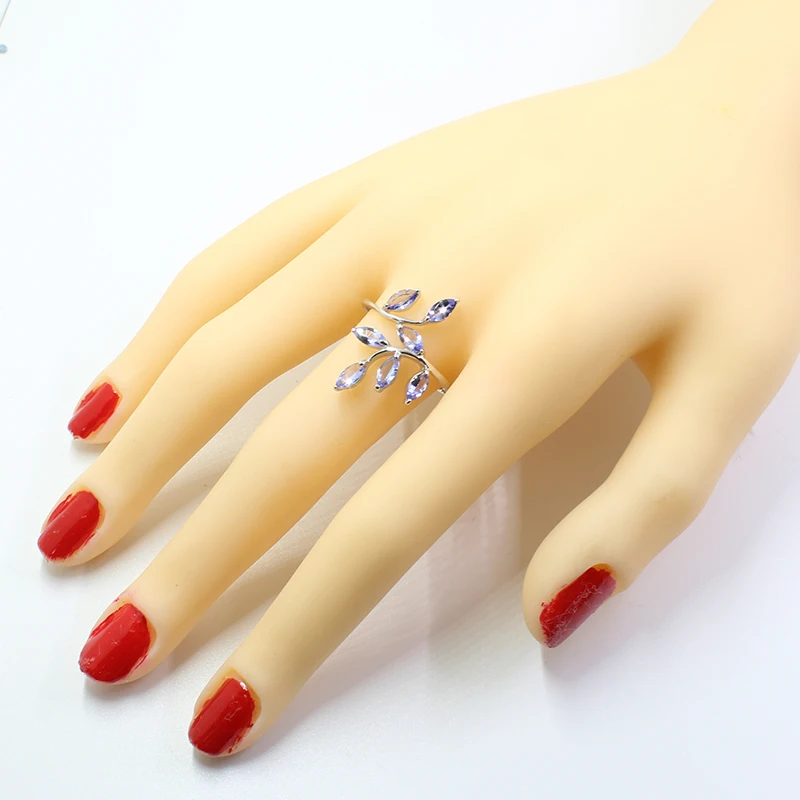 Кольцо CoLife Jewelry из серебра в форме листа с 7 натуральными VVS танзанитами размером 3 мм * 6 на основе из massif 925 стерлингового серебра.