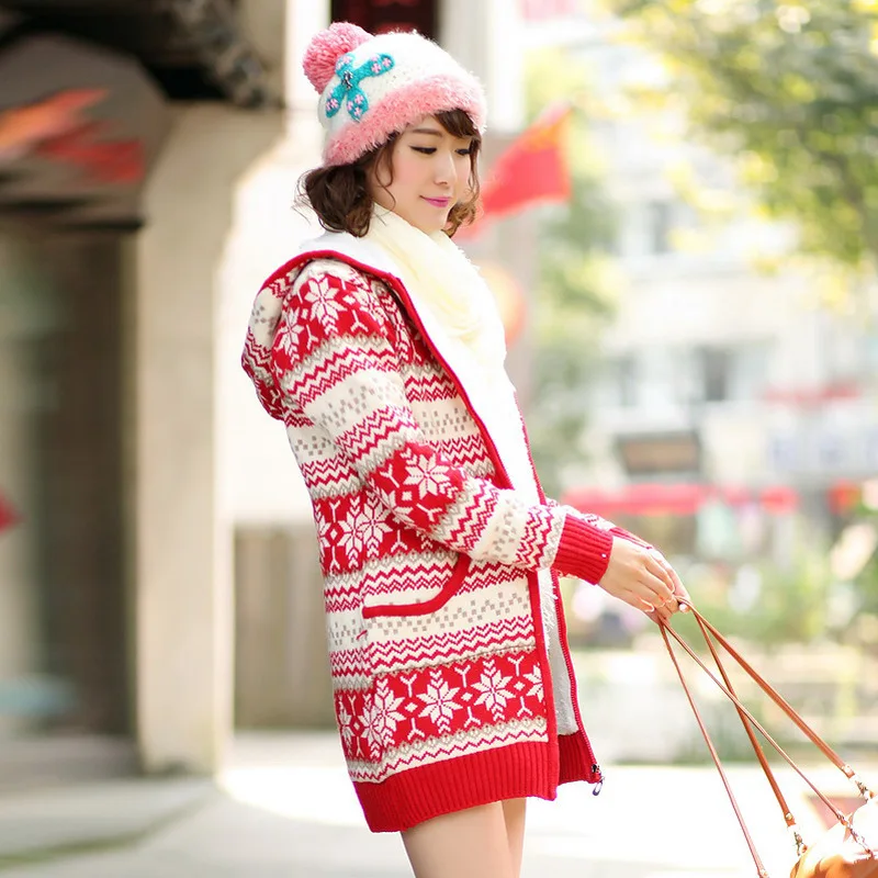 Женская осенне-зимняя длинная куртка большого размера толстая бархатная на