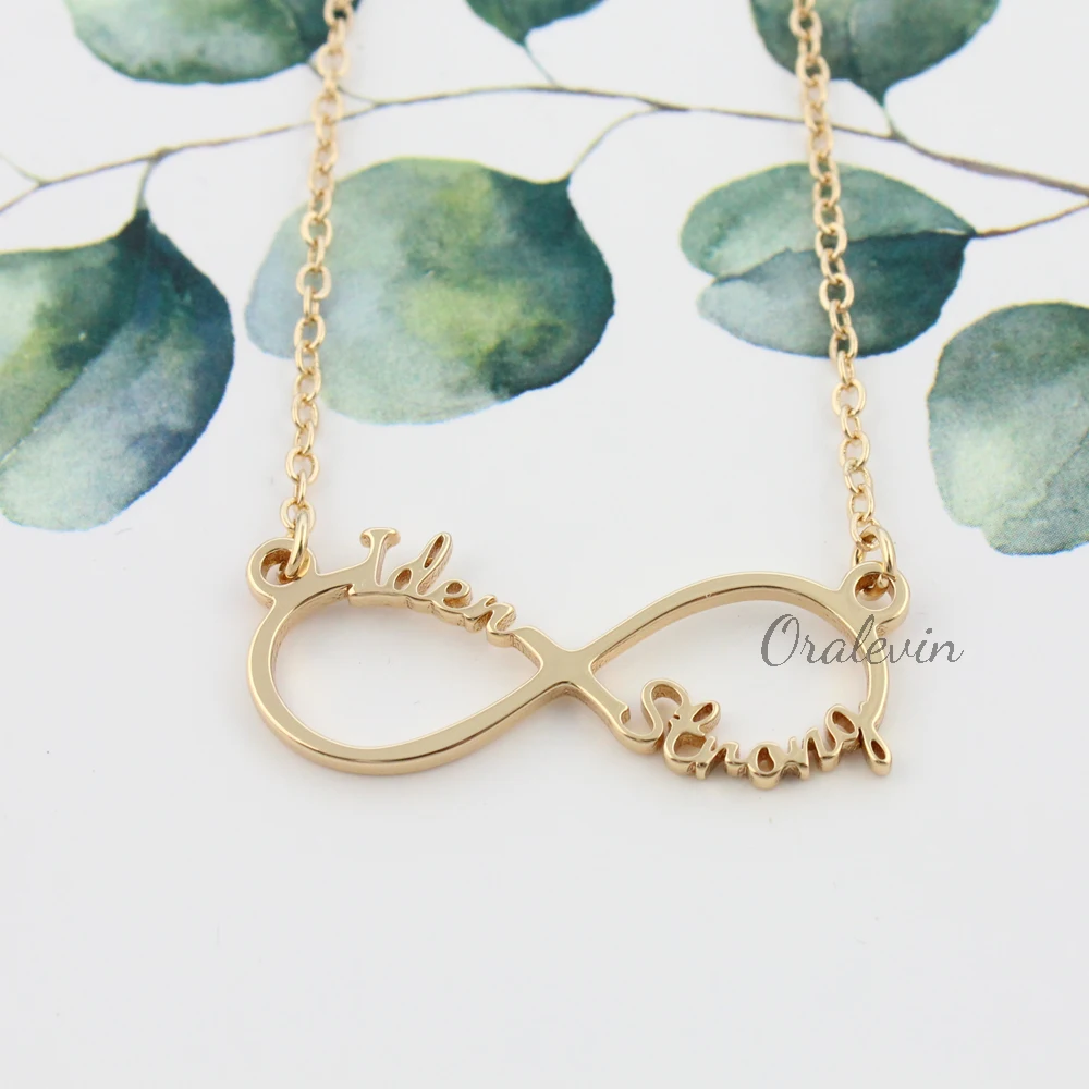 Золотое тонкое маленькое персонализированное ожерелье с именем бесконечность