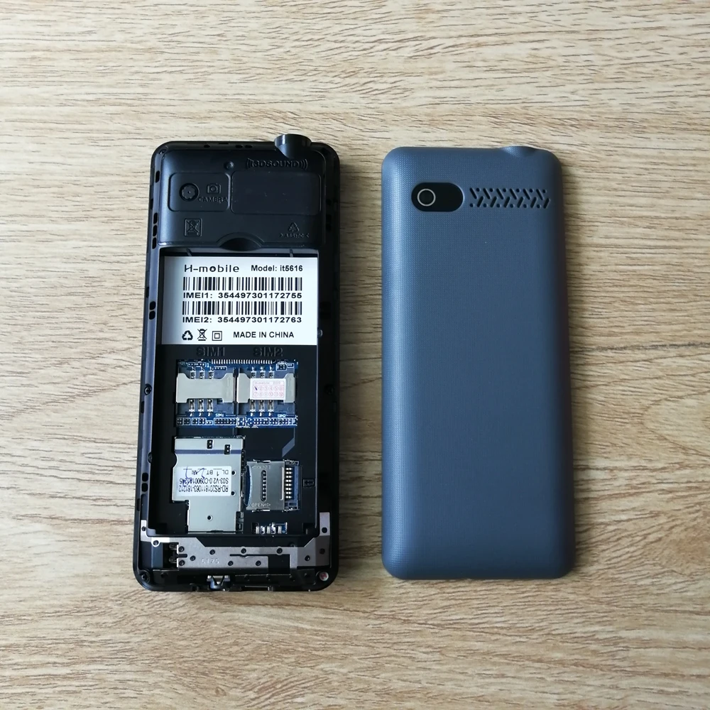 Дешевые китайские сотовые телефоны в виде телефон gsm двойной сим сотовый с