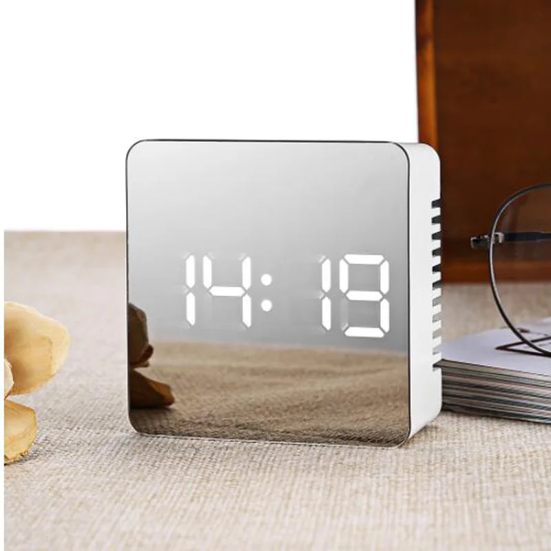 Белый Светодио дный зеркало часы Температура Повтор большой Дисплей Home Decor зеркало Функция светодио дный будильник Multi Функция цифровые электронные - Цвет: Белый