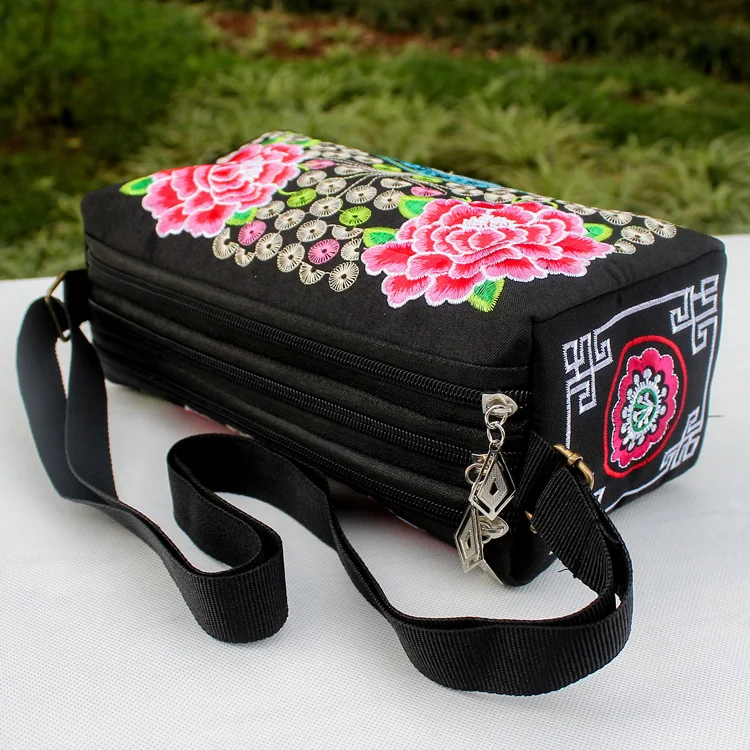 Новая модная национальная маленькая сумка с вышивкой! Горячая Цветочная вышитая