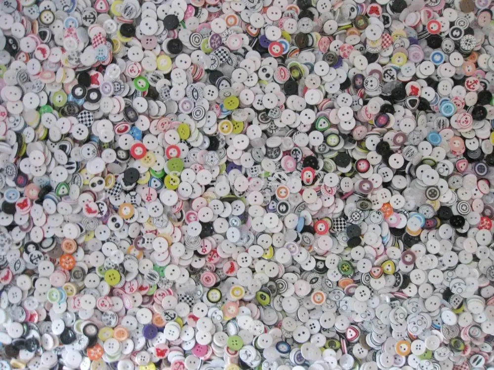 

Free Shipping 600pcs Mixed Color Round Shape Resin Button Fit Sewing/Scrapbook 13mm MS001